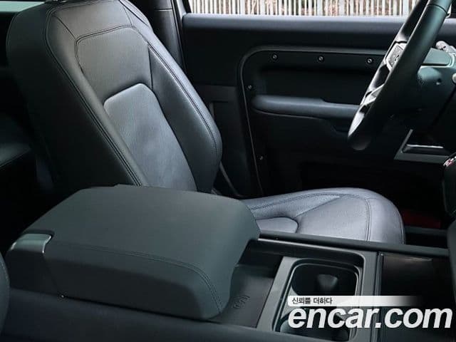 Land Rover Defender (L663) 90 D250 SE, 2023 12