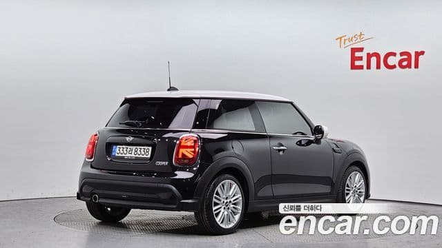 Mini Cooper 3세대, 2023 2