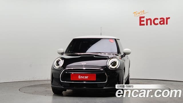 Mini Cooper 3세대, 2023 3
