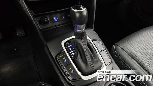 Hyundai Kona гибрид Special, 2020 9