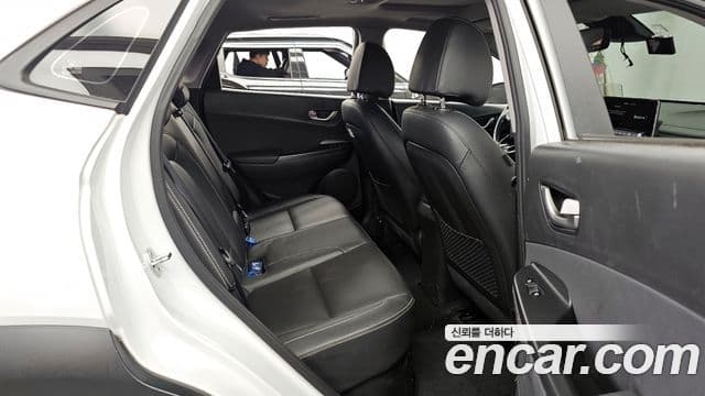 Hyundai Kona гибрид Special, 2020 12