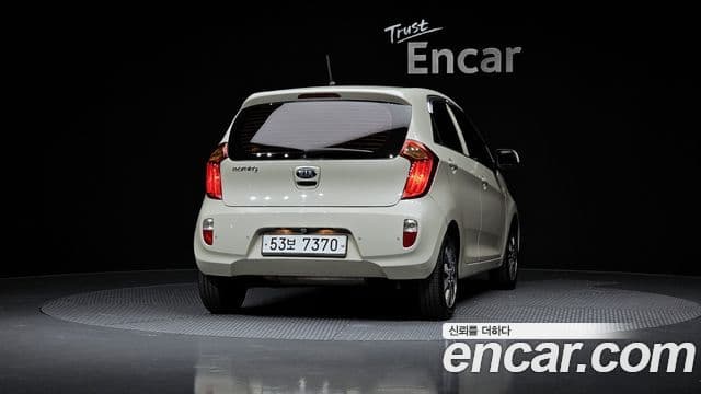 Kia All New Morning Deluxe, 2013 4