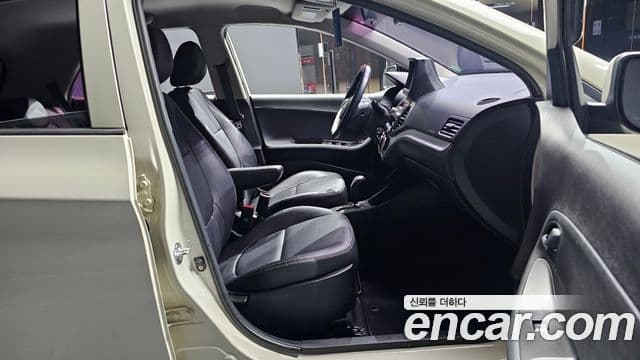 Kia All New Morning Deluxe, 2013 10