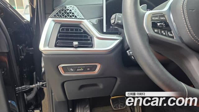 BMW X7 (G07) xDrive 40i M Sport 6인승, 2025 13