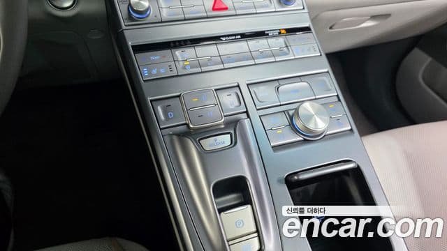 Hyundai NEXO Premium, 2022 9