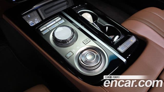 Genesis G80 (RG3) бензин 2.5 турбо 2WD, 2024 9