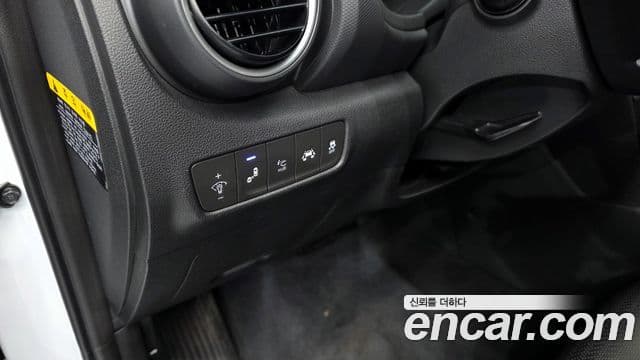 Hyundai Kona Premium, 2018 16