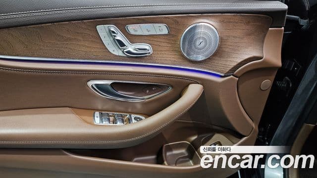 Mercedes-Benz E-класс W213 Exclusive, 2020 17