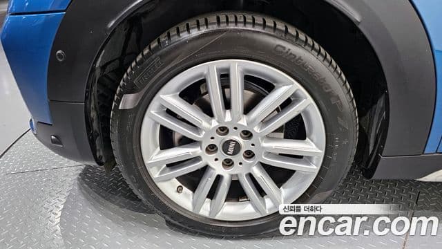 Mini Cooper Countryman 2세대, 2023 все фото