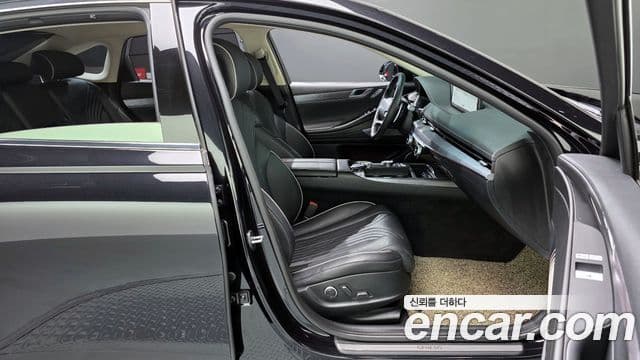 Genesis G80 (RG3) бензин 2.5 турбо 2WD, 2023 10