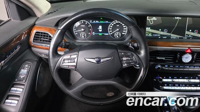 Genesis EQ900 Prestige, 2016 14