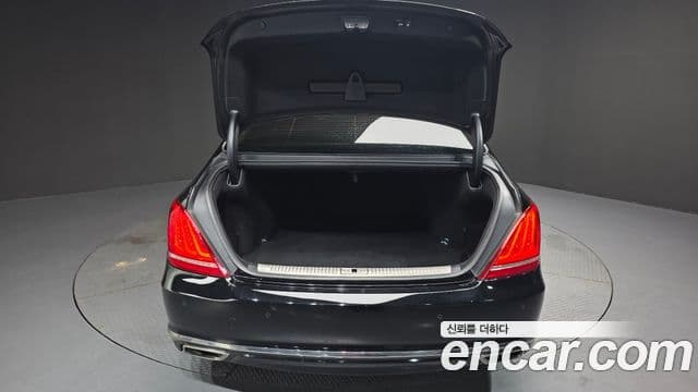 Genesis EQ900 Prestige, 2016 20