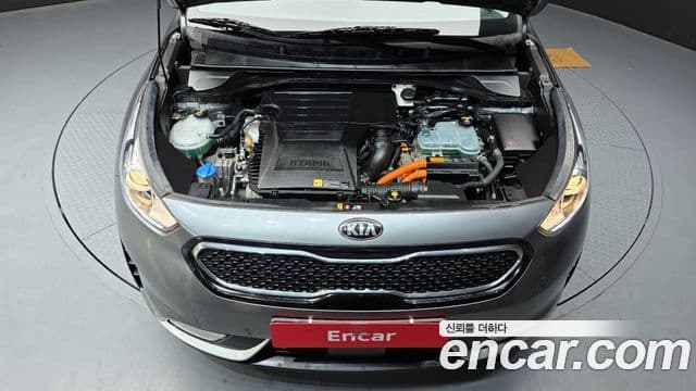 Kia Niro Prestige, 2017 6