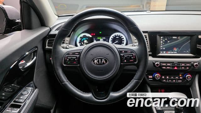 Kia Niro Prestige, 2017 13