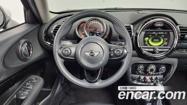 Mini Cooper 클럽맨 2세대, 2016 13