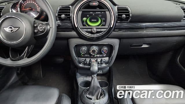 Mini Cooper 클럽맨 2세대, 2016 15
