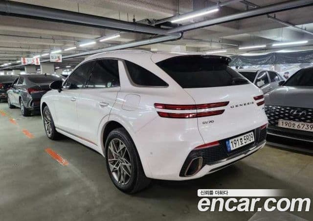 Genesis GV70, 2023 9