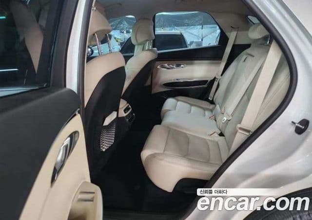 Genesis GV70, 2023 10