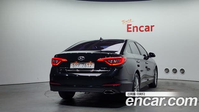 Hyundai LF Sonata 2.0 Smart, 2015 4