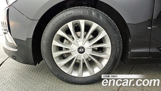 Hyundai LF Sonata 2.0 Smart, 2015 все фото