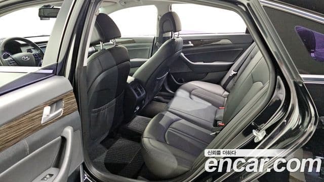 Hyundai LF Sonata 2.0 Smart, 2015 11