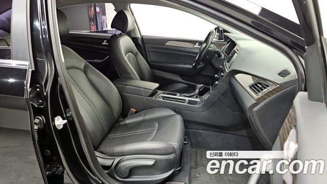 Hyundai LF Sonata 2.0 Smart, 2015 12