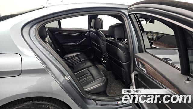 BMW 5시리즈 (G30) 520d xDrive M Sport Plus, 2017 11