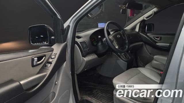 Hyundai Grand Starex CVX Luxury, 2016 10