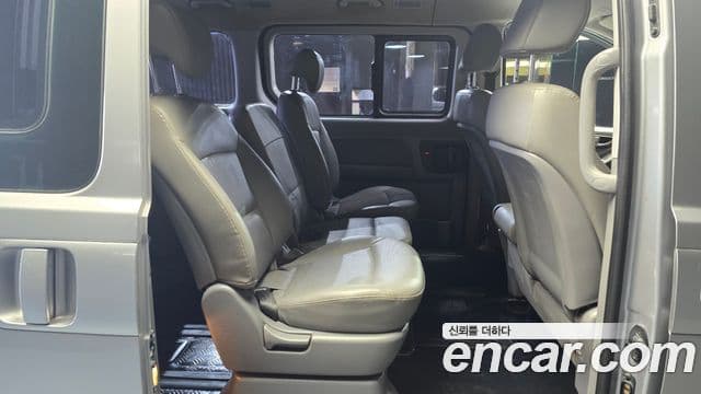 Hyundai Grand Starex CVX Luxury, 2016 13