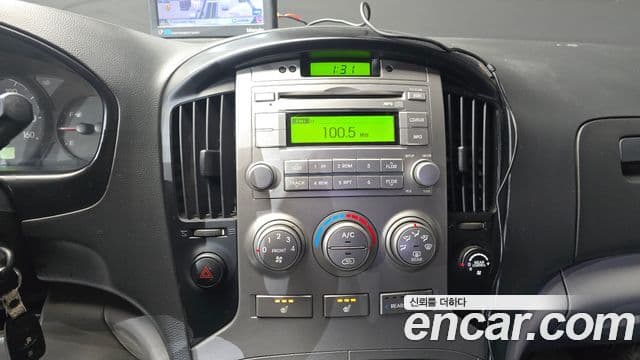 Hyundai Grand Starex CVX Luxury, 2016 17