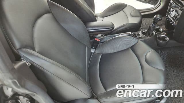 Mini Cooper купе, 2012 15