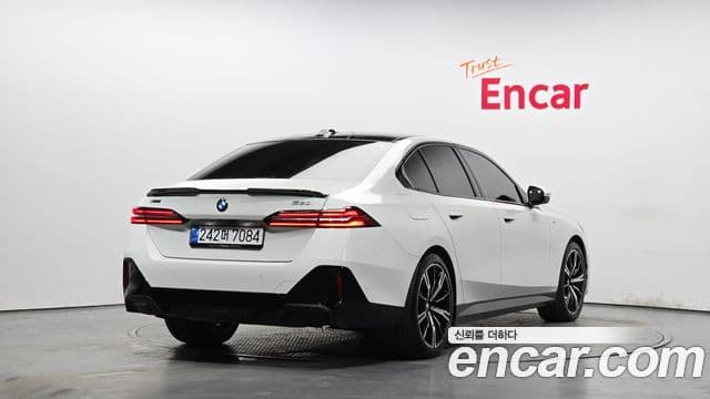 BMW 5시리즈 (G60) 530i xDrive M Sport, 2025 2