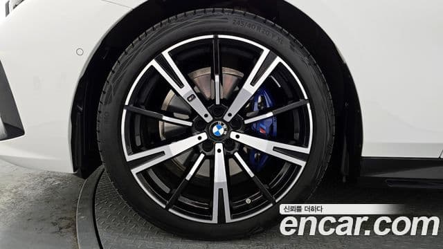 BMW 5시리즈 (G60) 530i xDrive M Sport, 2025 все фото