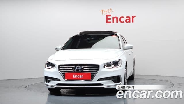 Hyundai Grandeur IG 3.0 LPi Exclusive (арендный автомобиль), 2018 3