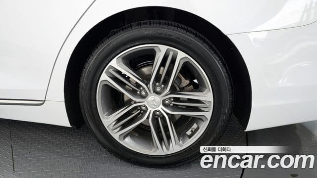 Hyundai Grandeur IG 3.0 LPi Exclusive (арендный автомобиль), 2018 все фото