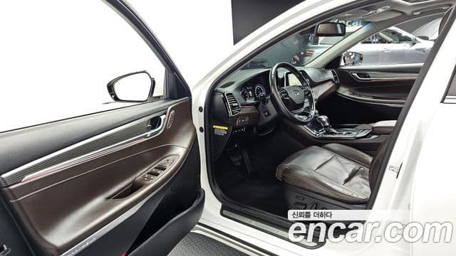 Hyundai Grandeur IG 3.0 LPi Exclusive (арендный автомобиль), 2018 11