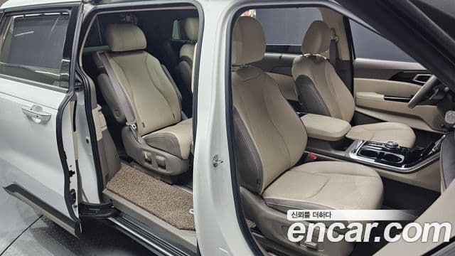 Kia Carnival 4세대 Signature, 2023 11