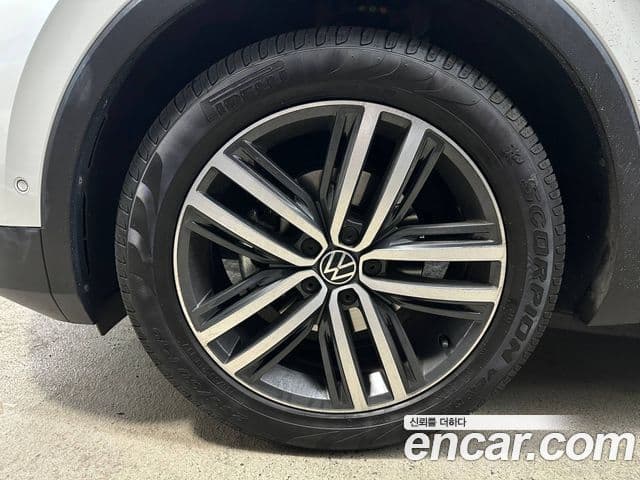 Volkswagen Tiguan 2세대 Prestige, 2023 16