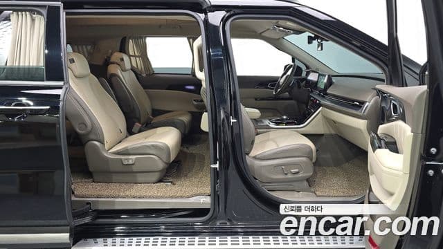 Kia Carnival 4세대 Signature, 2023 11