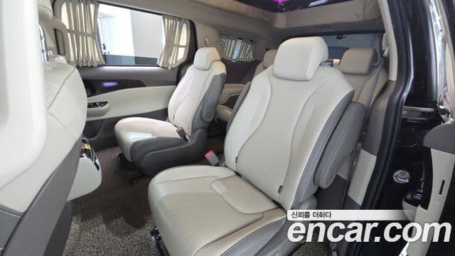 Kia Carnival 4세대 Signature, 2023 12