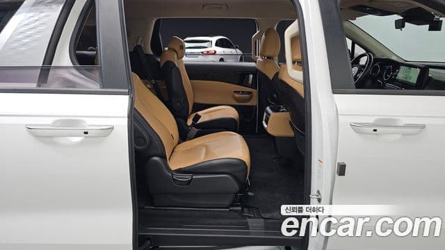 Kia Carnival 4세대 Prestige, 2022 10