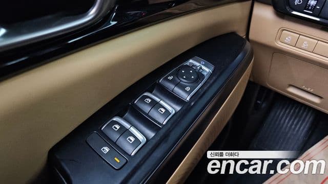 Kia Carnival 4세대 Prestige, 2022 12