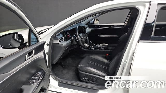 Kia K5 3세대 Prestige, 2023 10