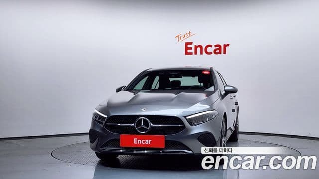 Mercedes-Benz A-класс W177 A220 седан, 2025 3