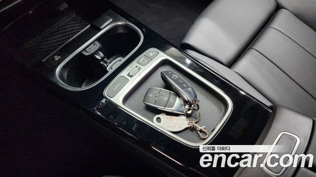 Mercedes-Benz A-класс W177 A220 седан, 2025 18