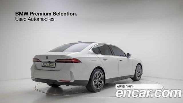 BMW 5시리즈 (G60), 2025 2