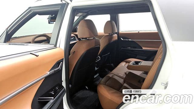 KG모빌리티(SsangYong) Torres T7, 2023 11