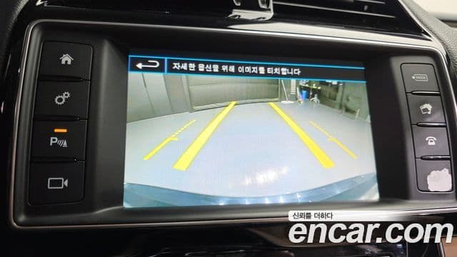 Jaguar XE Prestige, 2016 16