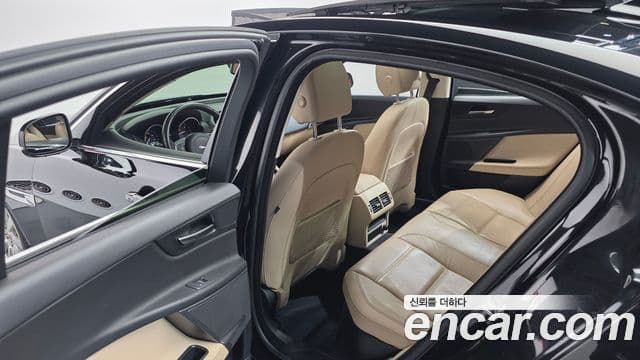 Jaguar XE Prestige, 2016 17