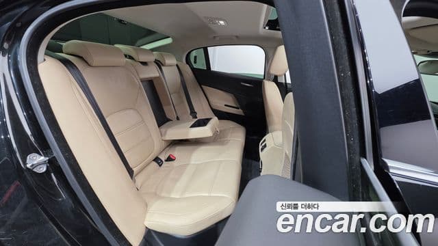 Jaguar XE Prestige, 2016 18